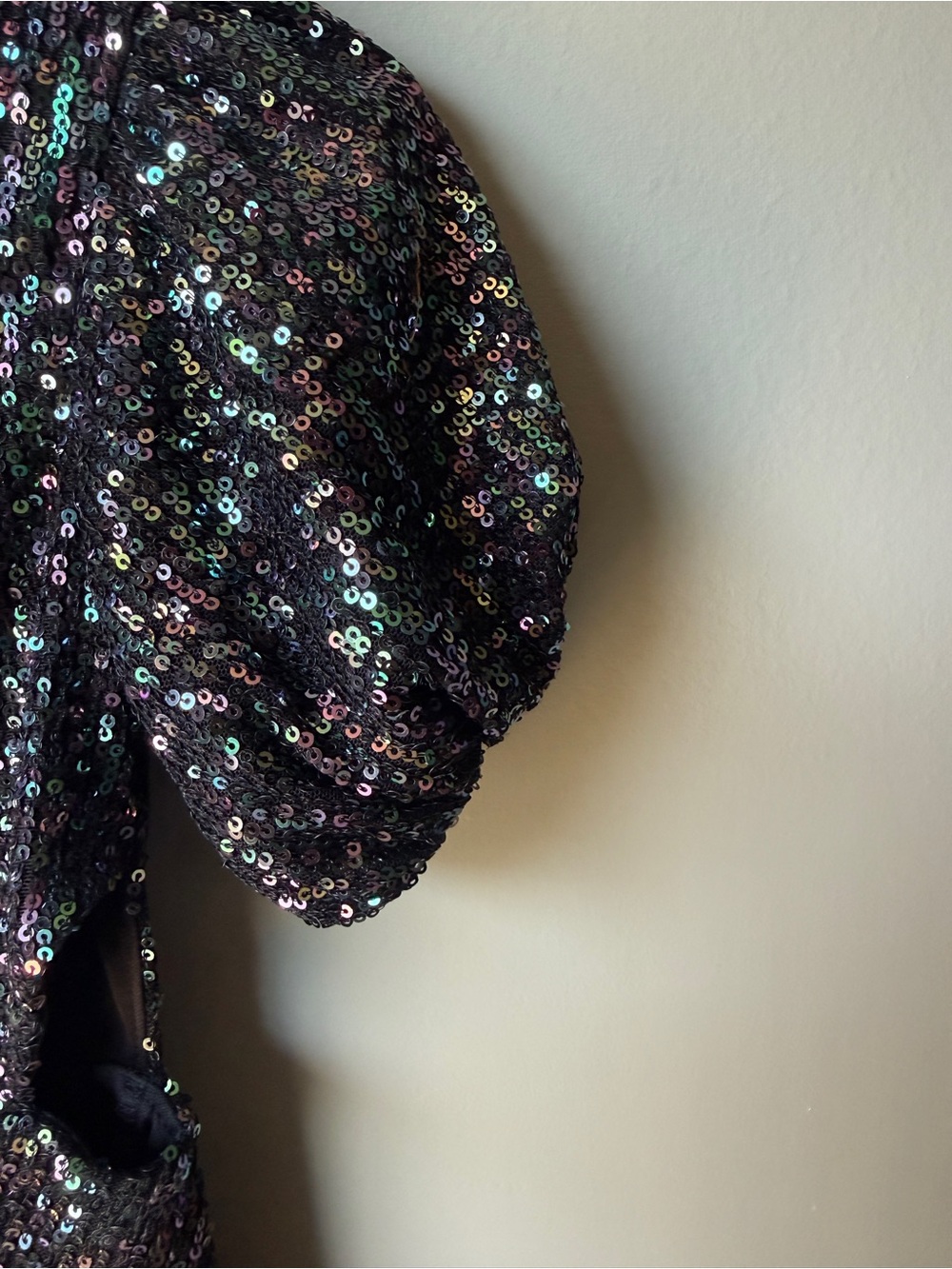 Girls Black Iridescent Sequin Puff Sleeve Party Dress 5T - Picture 3 of 5